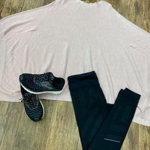 One size lululemon sweater